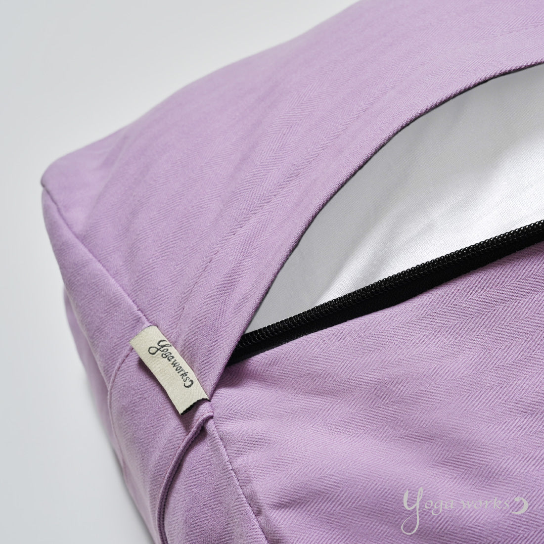 ボルスター・ライト